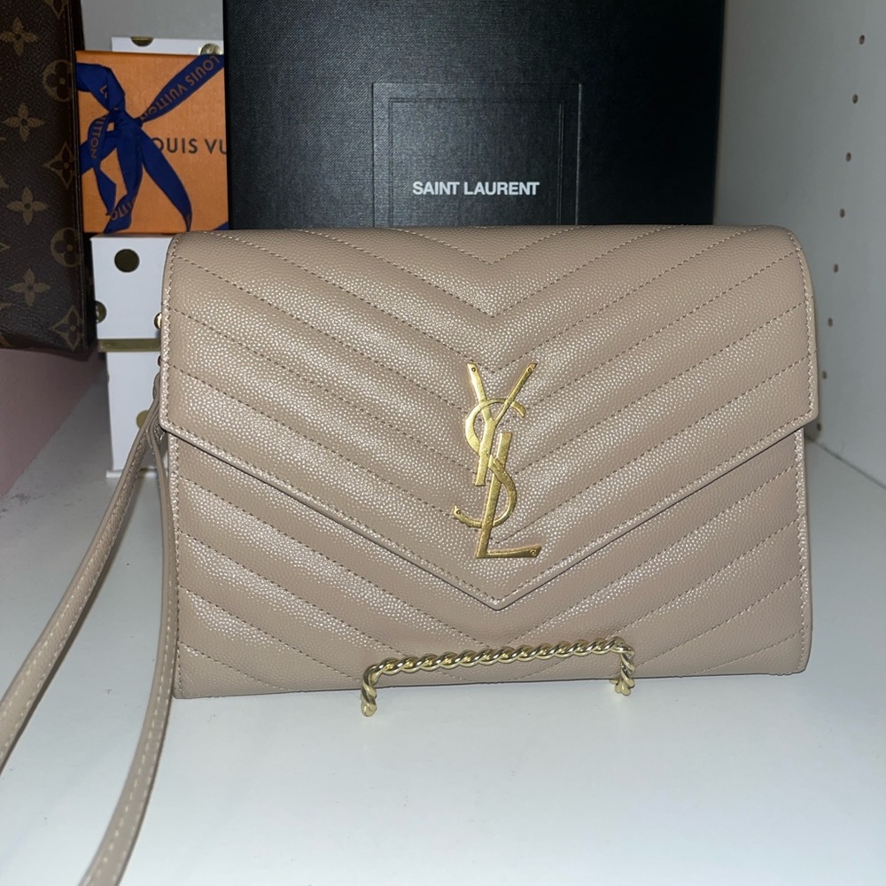 Saint Laurent Nude Quilted Leather YSL Chain Crossbody - Picture 1 of 9